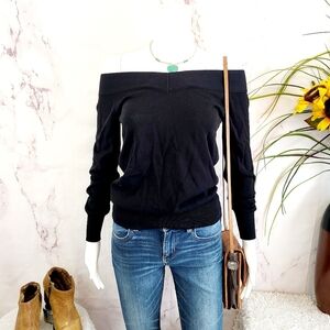 Reiss Chic Off-Shoulder Black sweater